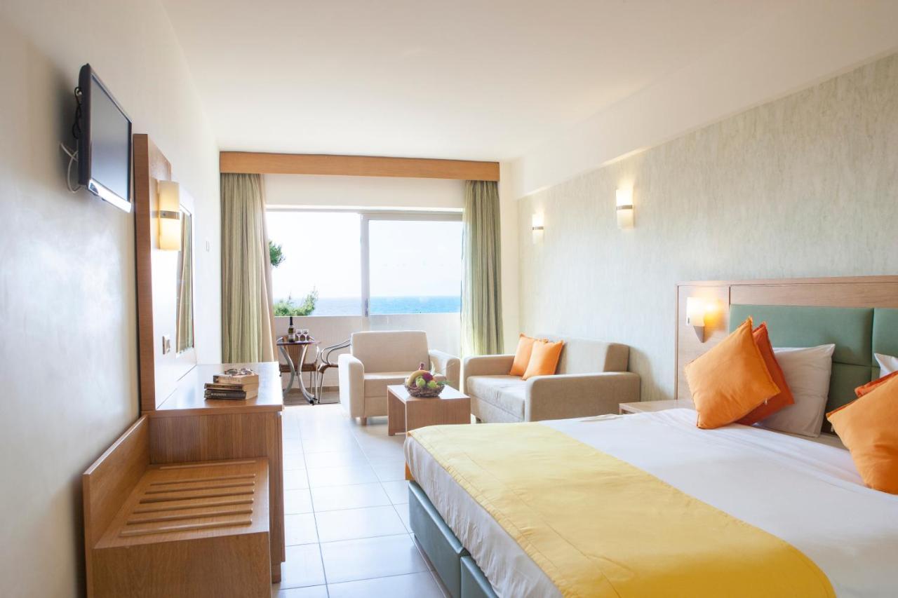 Ialyssos Bay Hotel